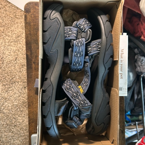 Teva Men's Hurricane 4-Like New - Picture 6 of 7